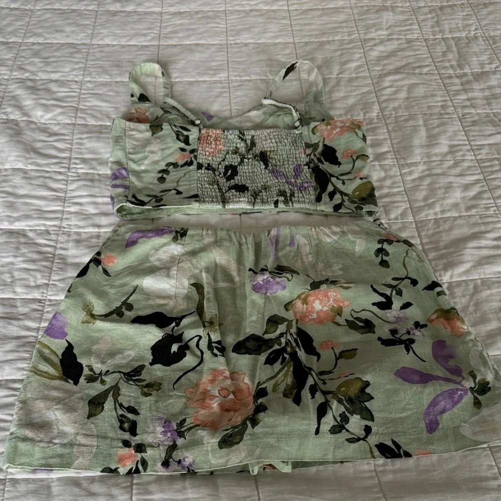 Abercrombie & Fitch Pastel Floral Set - Picture 3 of 3